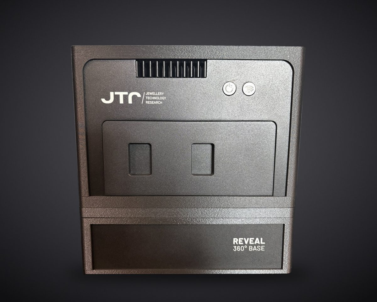 JTR Reveal diamond detector on its 360 degree base